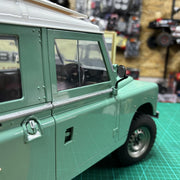 Boom Racing BRX02 Land Rover Series III 88 Station Wagon 1/10 4WD Radio Control Car Kit
