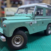 Boom Racing BRX02 Land Rover Series III 88 Station Wagon 1/10 4WD Radio Control Car Kit
