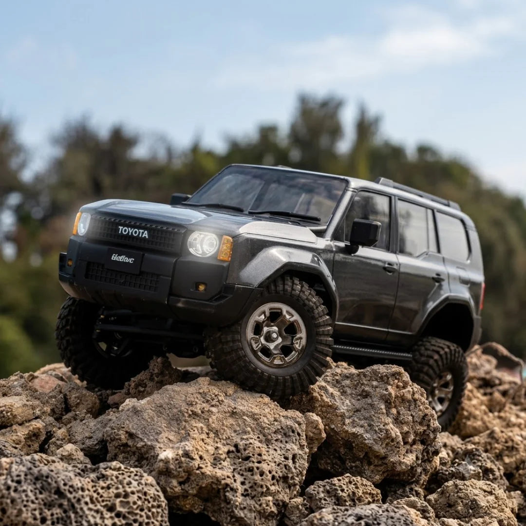 Officially Licensed Toyota Prado Cruiser 4WD UDIRC UCX 1802 PRO 1:18 Crawler (Grey)
